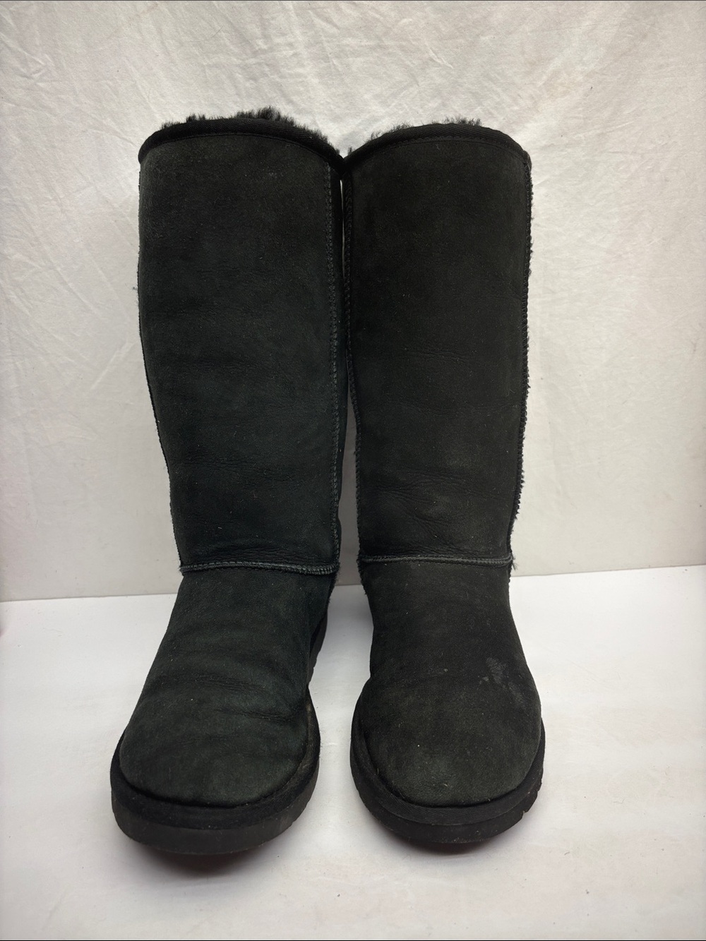 Classic Tall Black Suede Women's Winter Boots, SZ 8, box 86